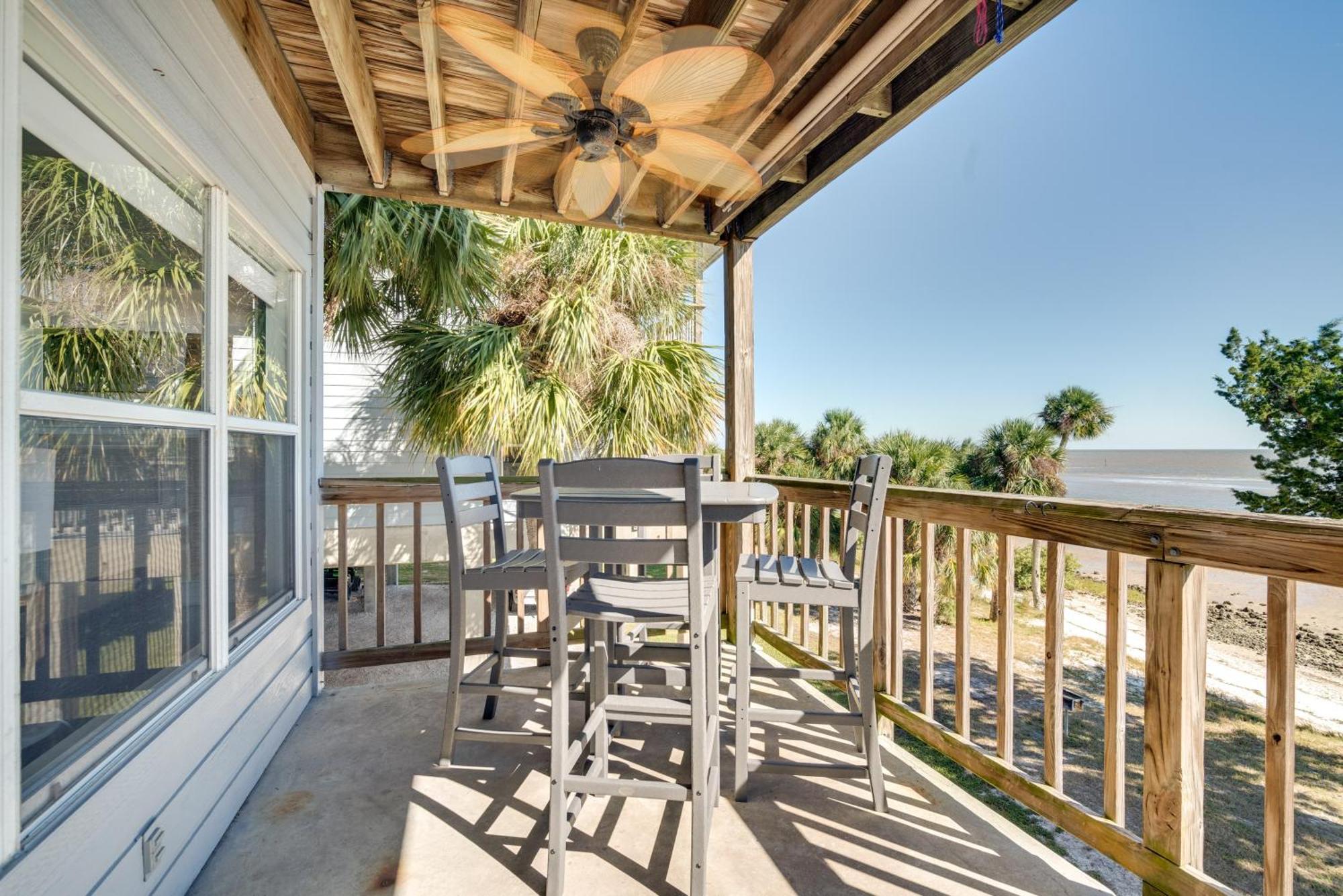 Cedar Key Condo With Balcony And Gulf Views! Exteriér fotografie