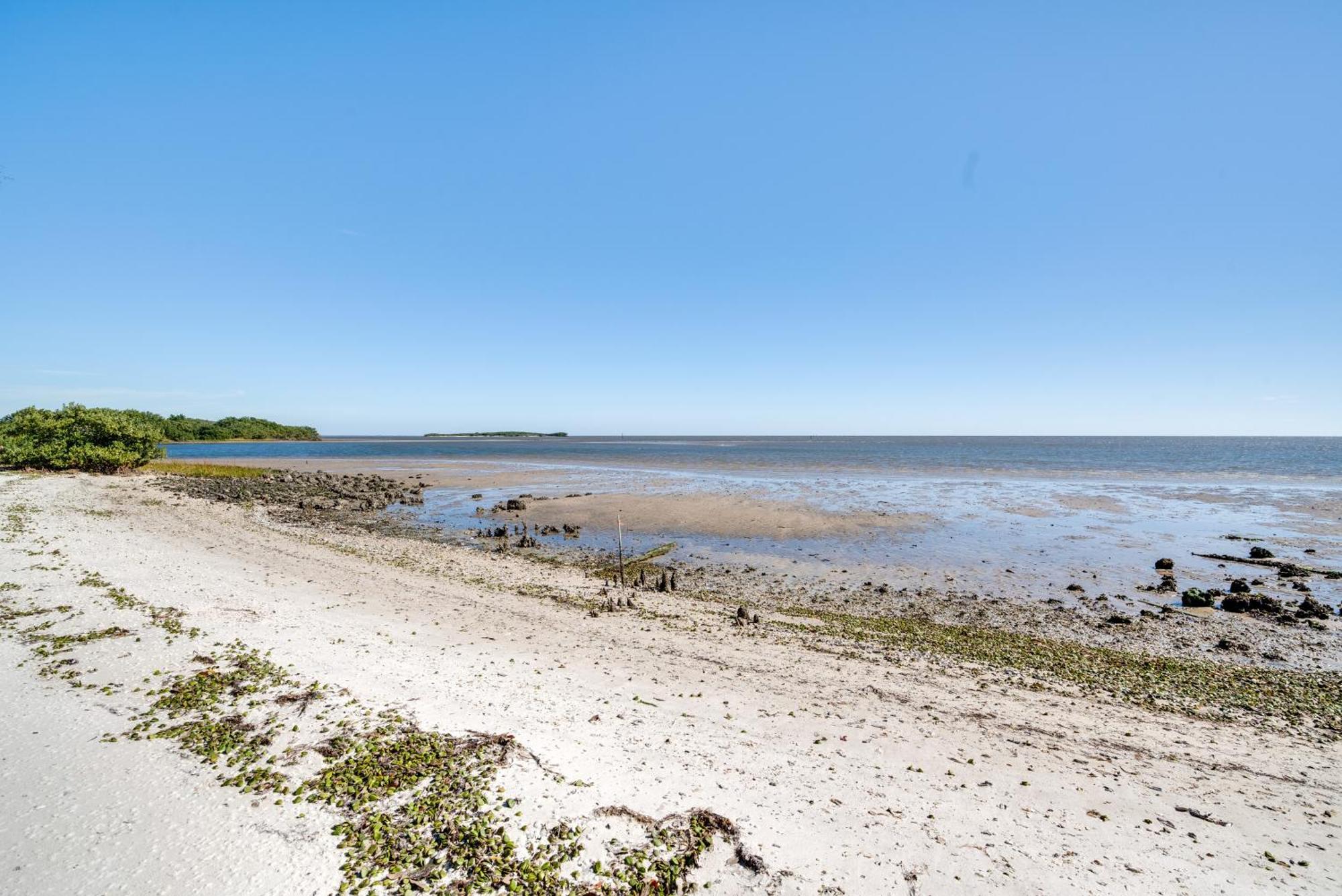 Cedar Key Condo With Balcony And Gulf Views! Exteriér fotografie